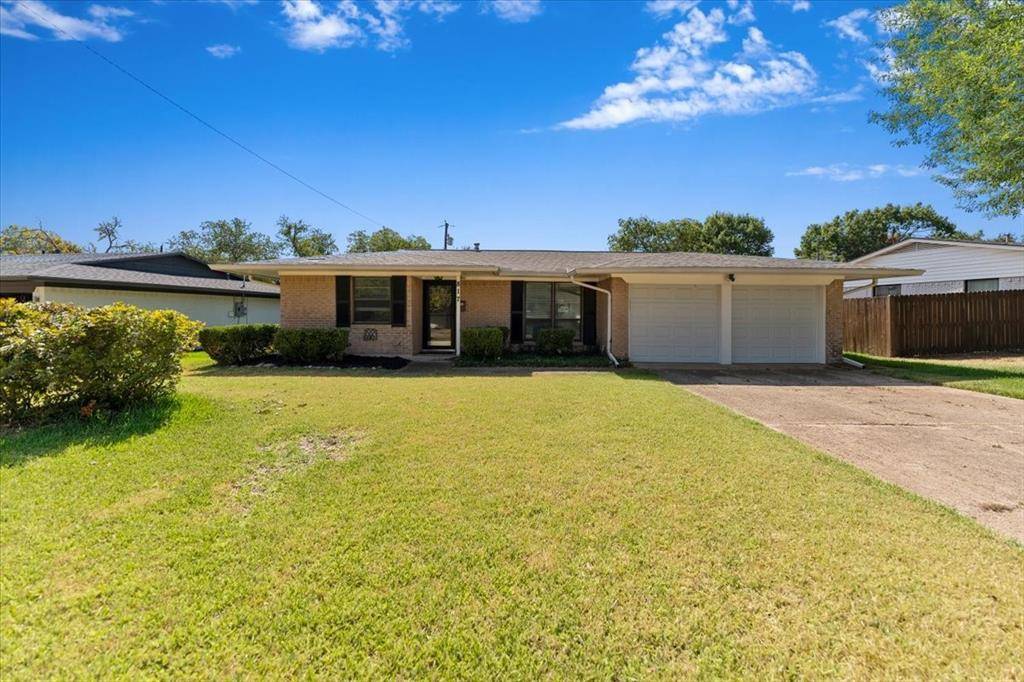 817 Warren Way, Richardson, TX 75080