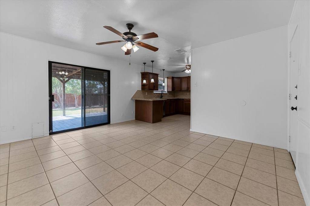 817 Warren Way, Richardson, TX 75080