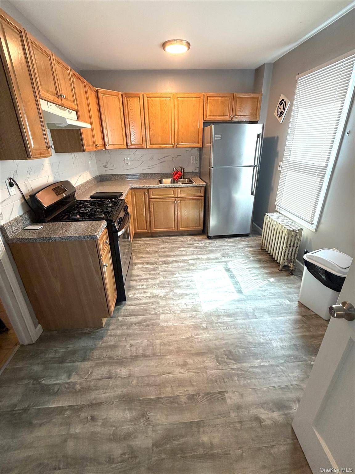 97 South AVE #1F, Poughkeepsie, NY 12601