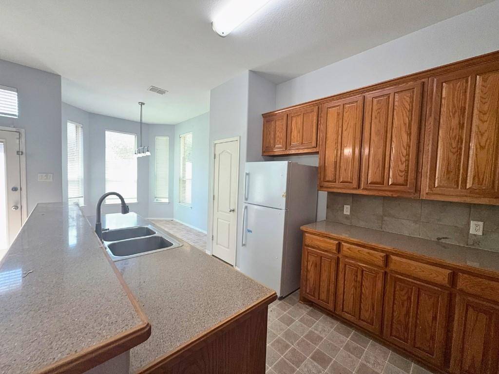 8320 Trinity Vista Trail, Fort Worth, TX 76053