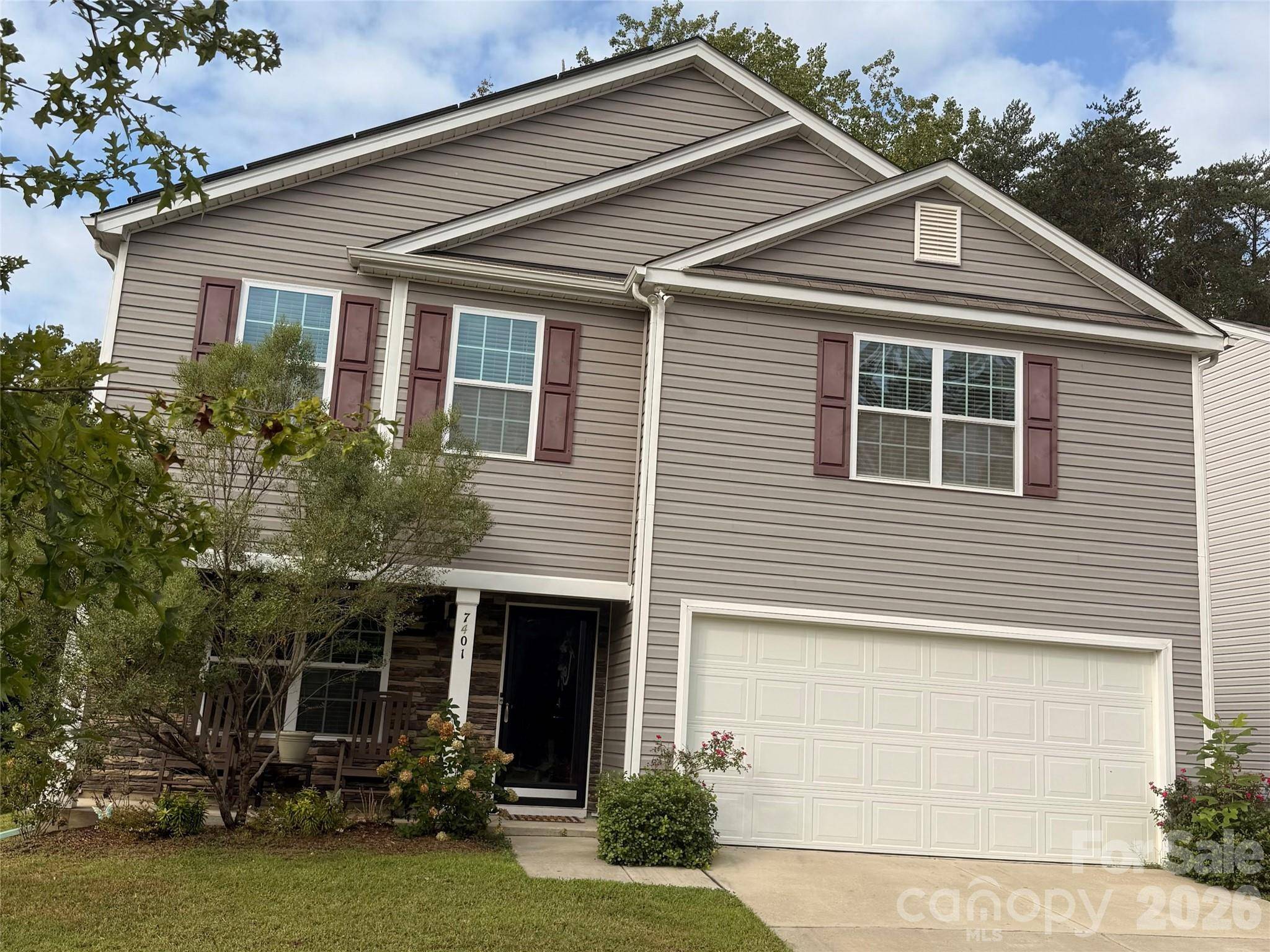7401 Finnigan RD, Charlotte, NC 28215