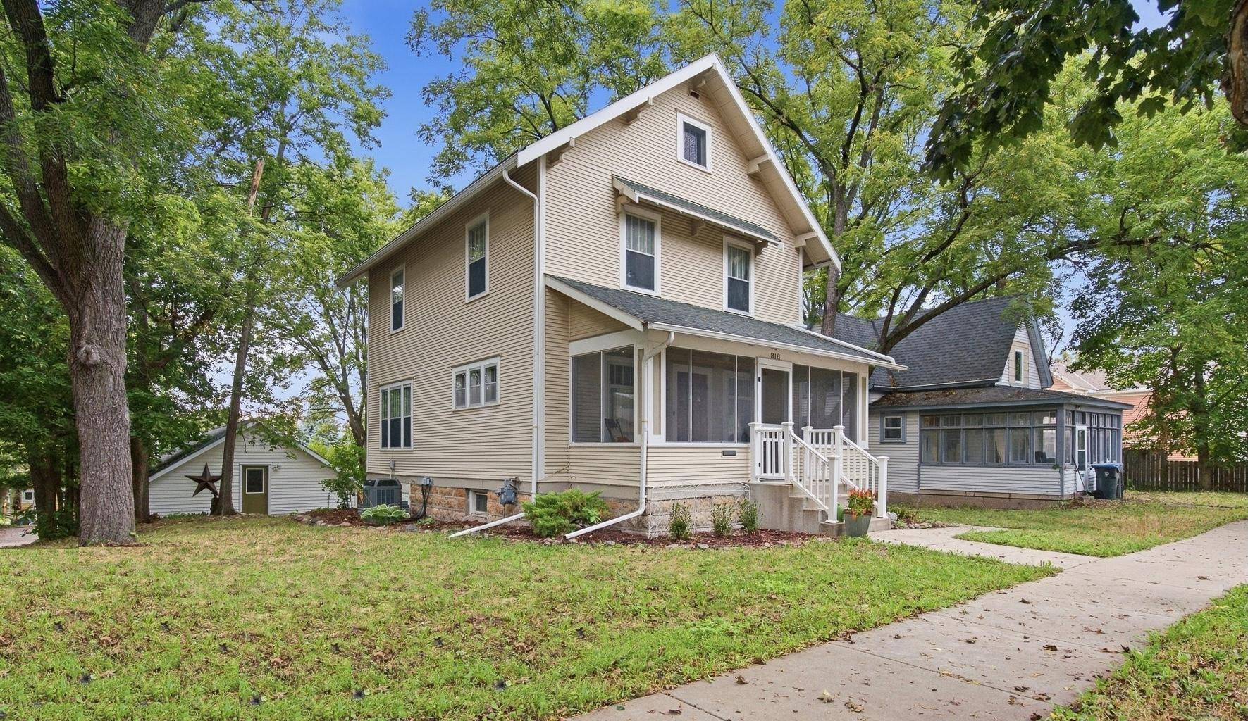 816 N 5th ST, Mankato, MN 56001