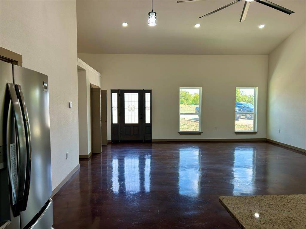 231 Hcr 1206, Blum, TX 76627