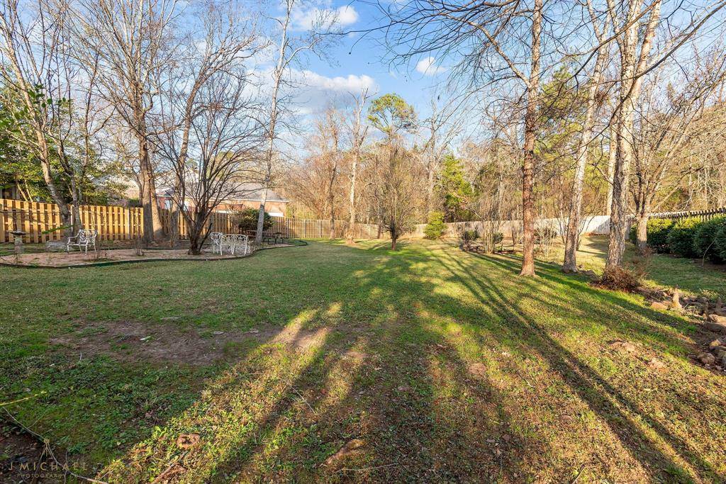 11225 Magnolia Glen, Shreveport, LA 71106
