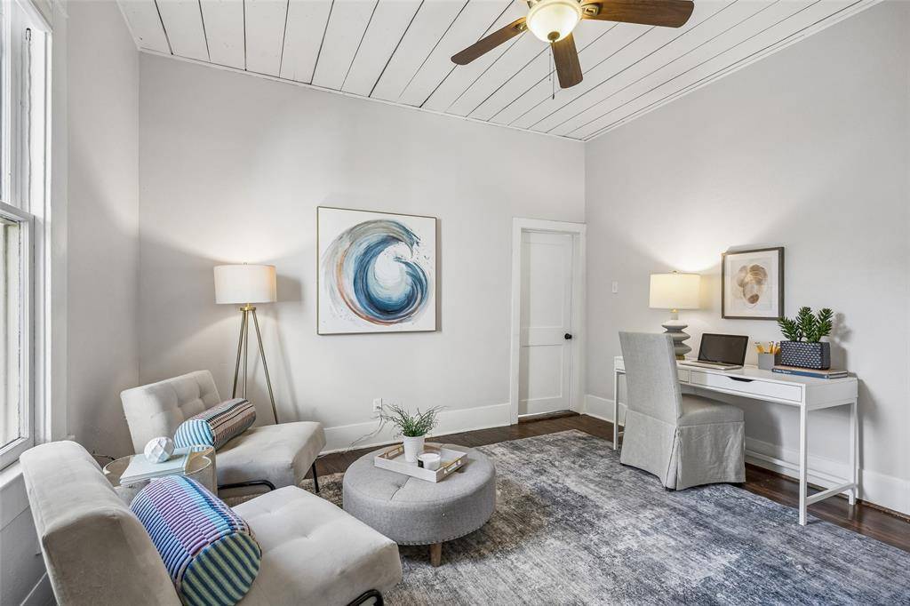 214 S Montclair Avenue, Dallas, TX 75208