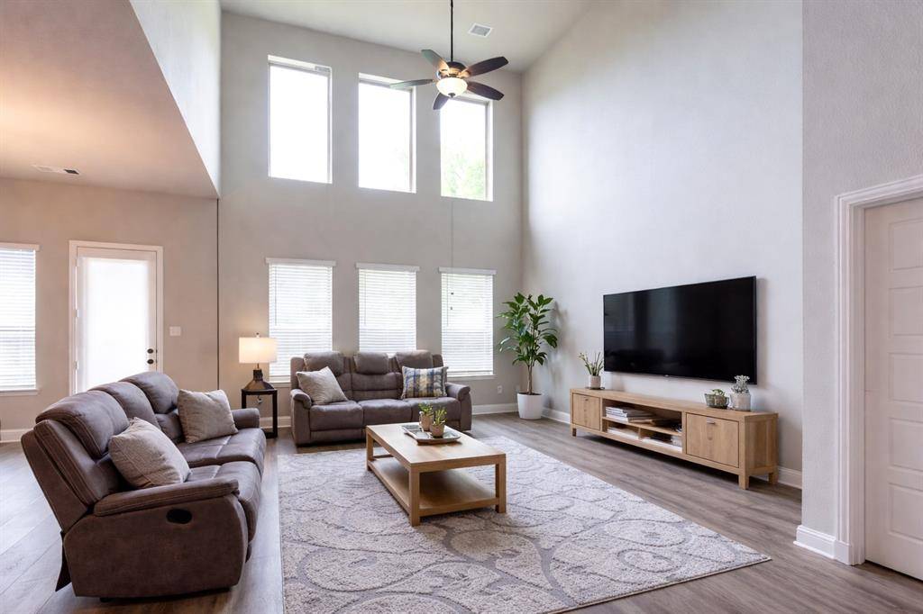 4110 Swinley Forest Drive, Arlington, TX 76017