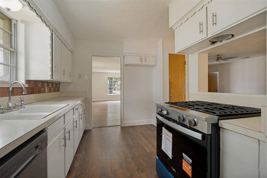 5319 Urban Crest Road, Dallas, TX 75227