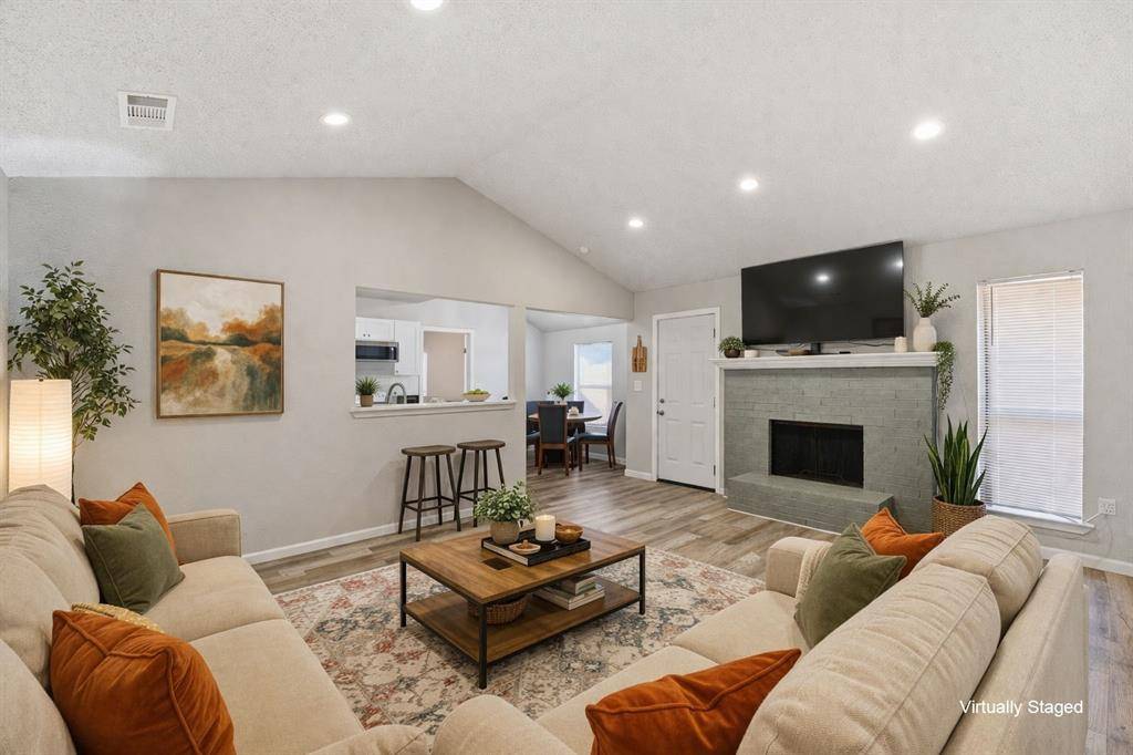 2306 Carol Good Lane, Carrollton, TX 75006
