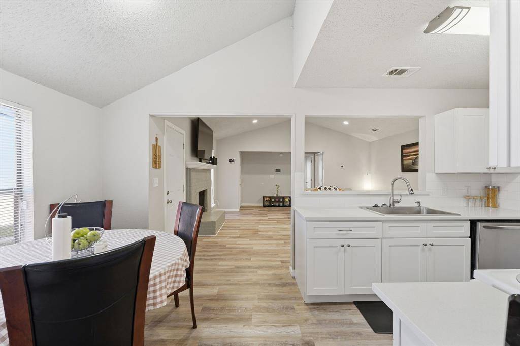2306 Carol Good Lane, Carrollton, TX 75006