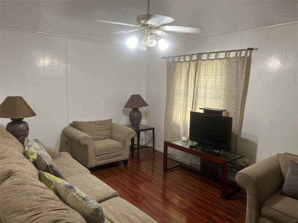 3338 Ingersoll Street, Dallas, TX 75212