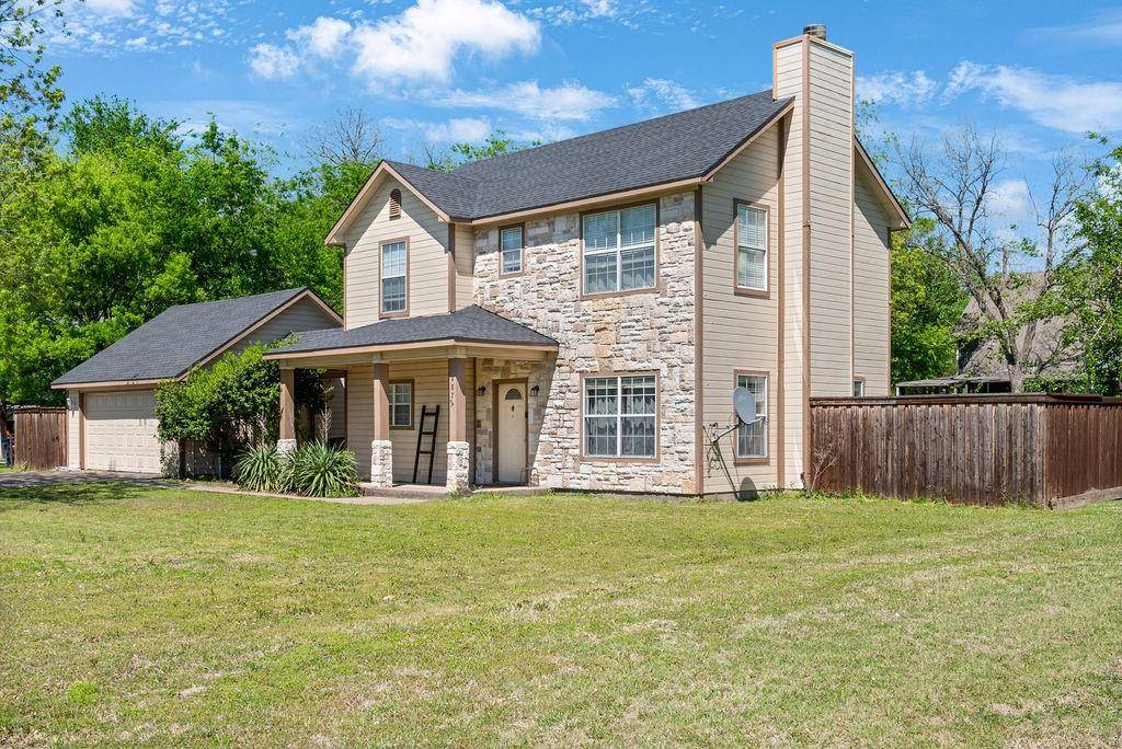 487 S Waco Street, Van Alstyne, TX 75495