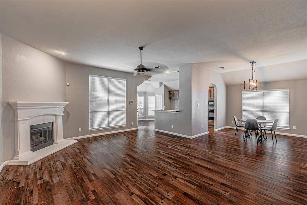 10132 Red Bluff Lane, Fort Worth, TX 76177