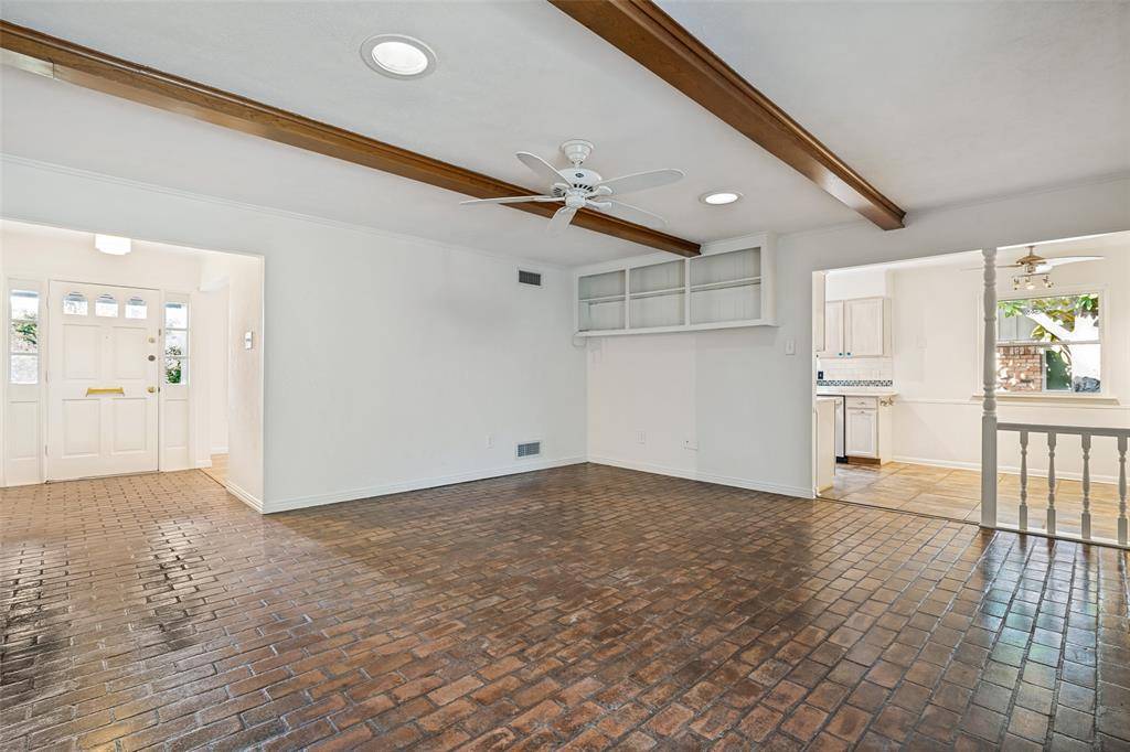 916 Loganwood Avenue, Richardson, TX 75080