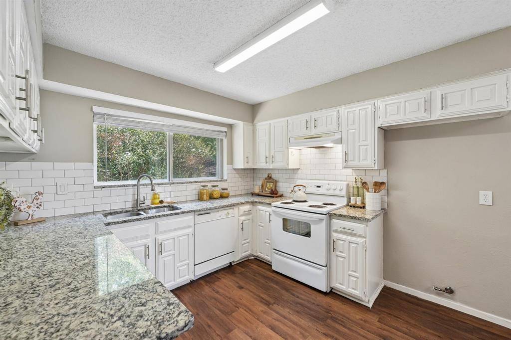 3408 Palomino Drive, Arlington, TX 76017