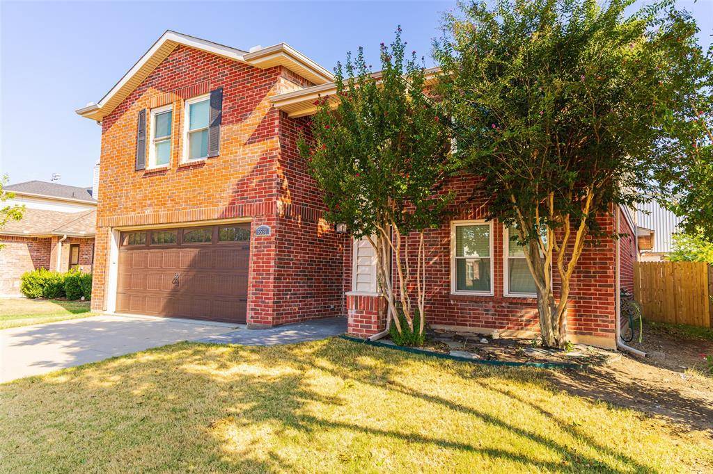5537 Camarillo Drive, Fort Worth, TX 76244
