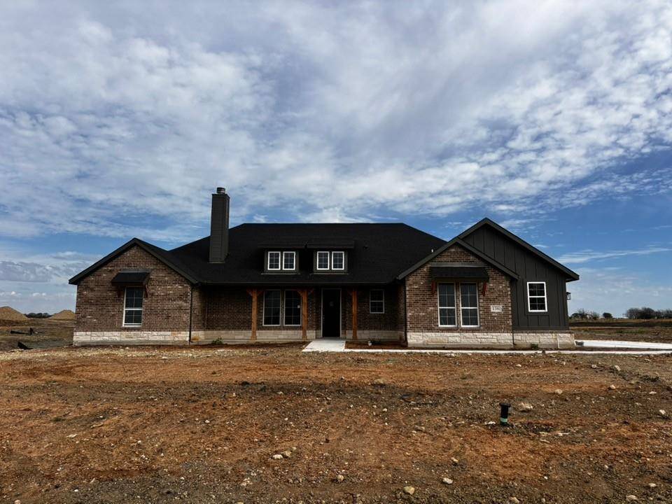 136 Pheasant Run Drive, New Fairview, TX 76078