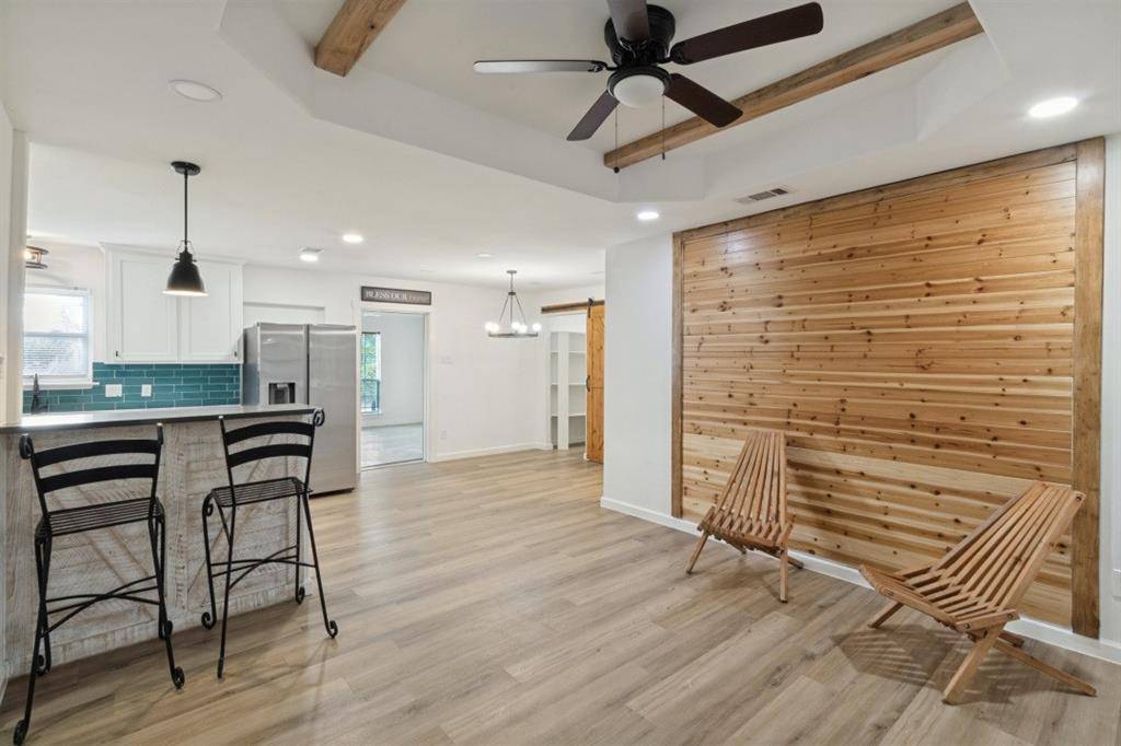 1911 El Capitan Drive, Dallas, TX 75228