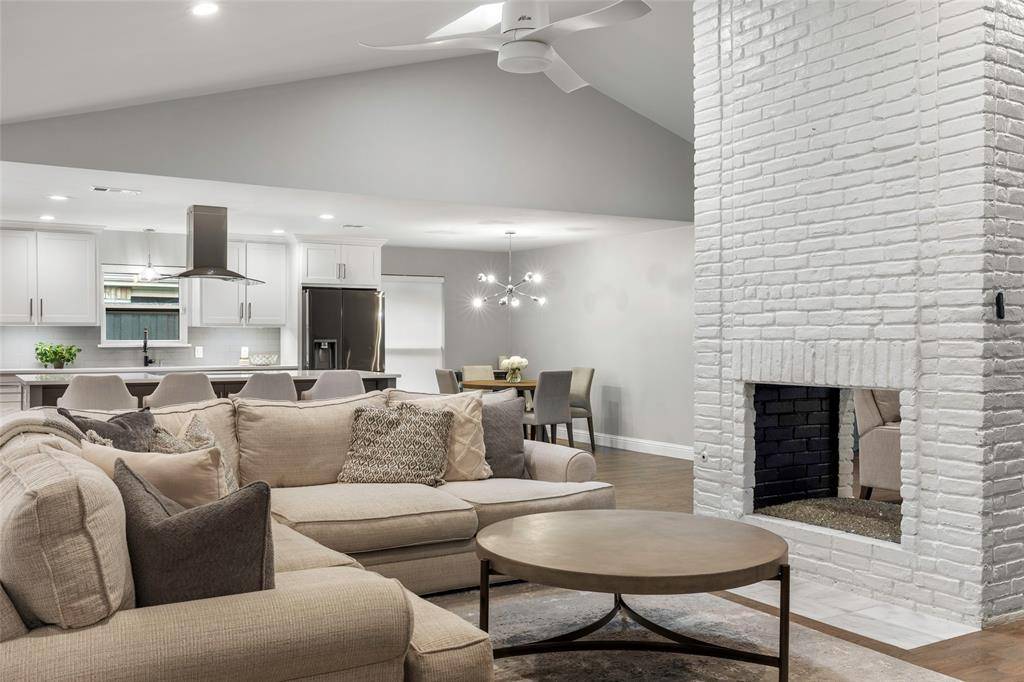 6639 Clearhaven Circle, Dallas, TX 75248