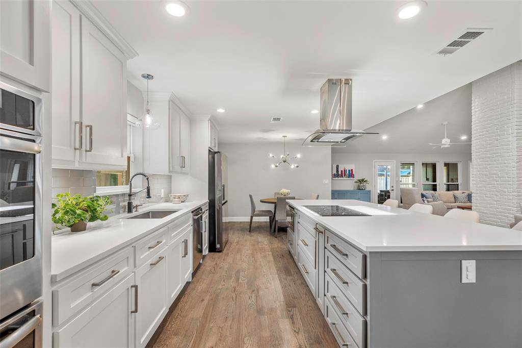 6639 Clearhaven Circle, Dallas, TX 75248