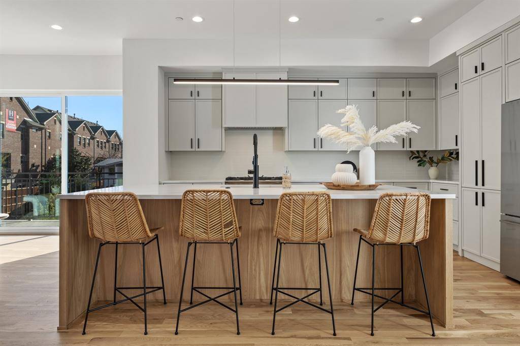 4330 Dickason Avenue #102, Dallas, TX 75219