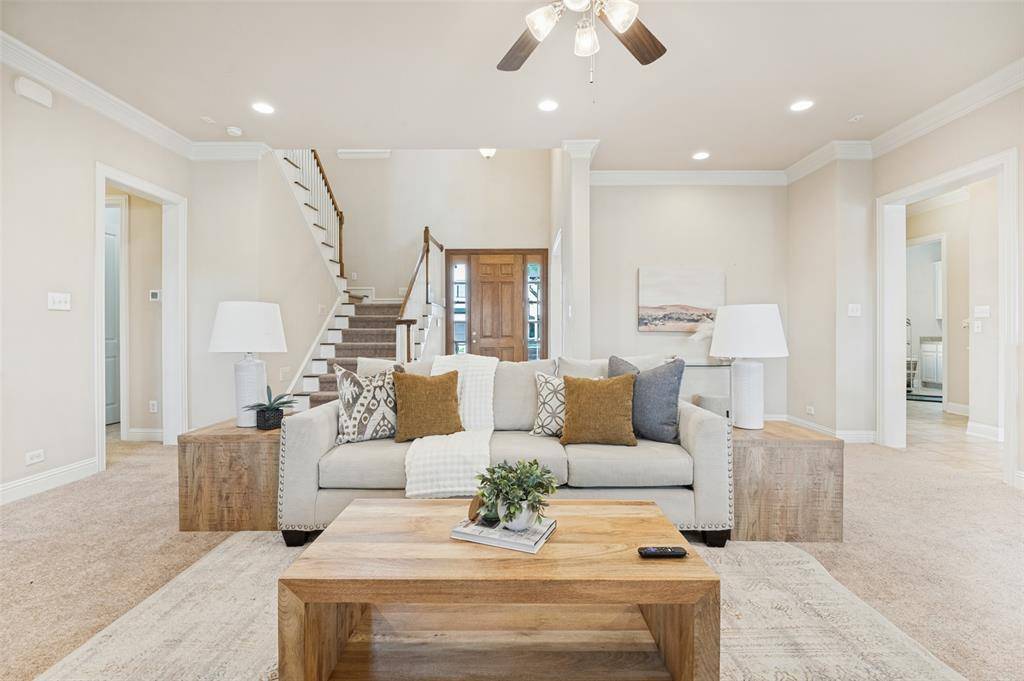 10918 Beauty Lane, Dallas, TX 75229