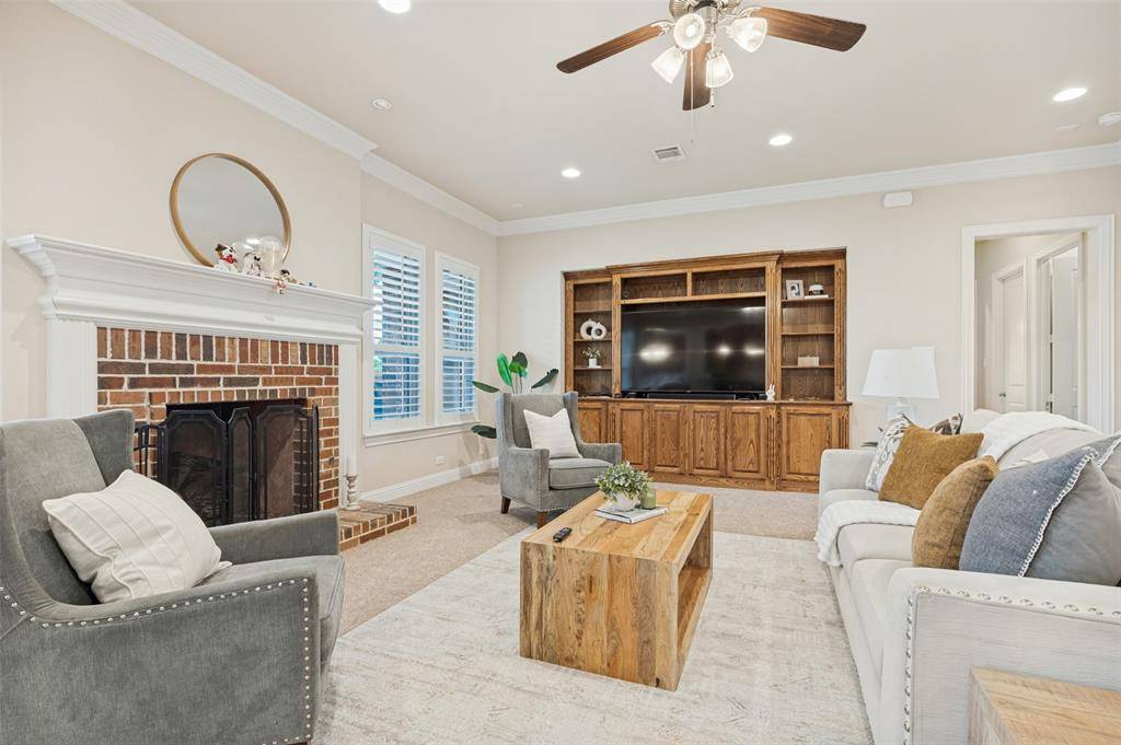 10918 Beauty Lane, Dallas, TX 75229