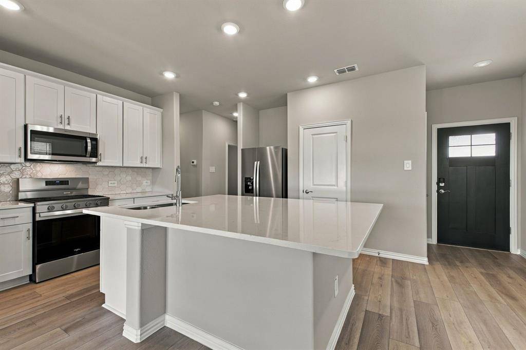 1203 Bridgewalk Drive, Mckinney, TX 75071