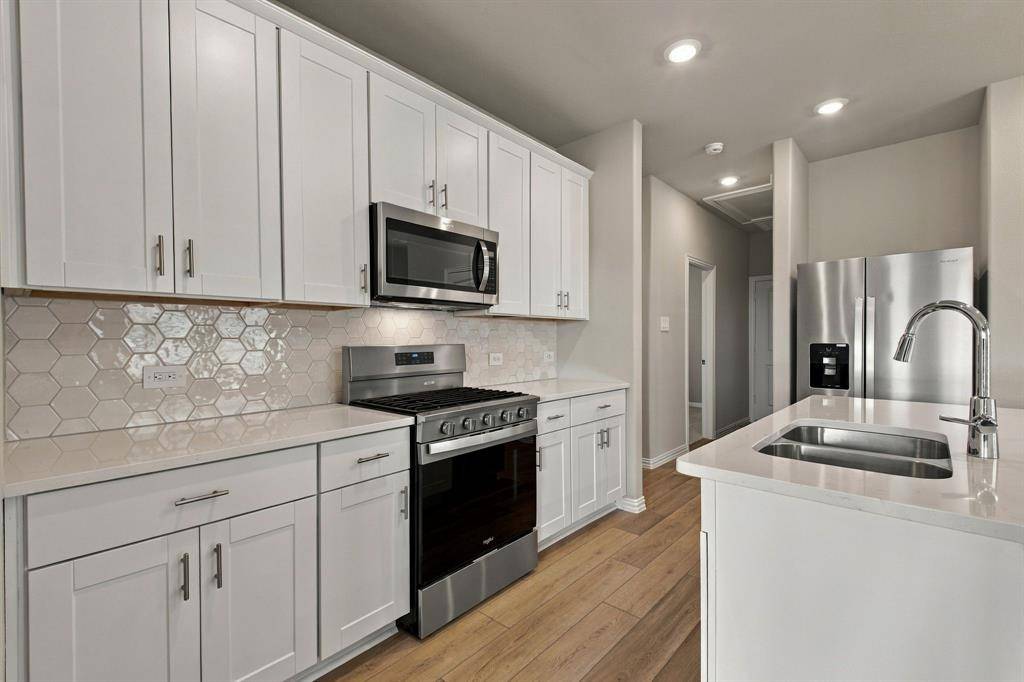 1203 Bridgewalk Drive, Mckinney, TX 75071