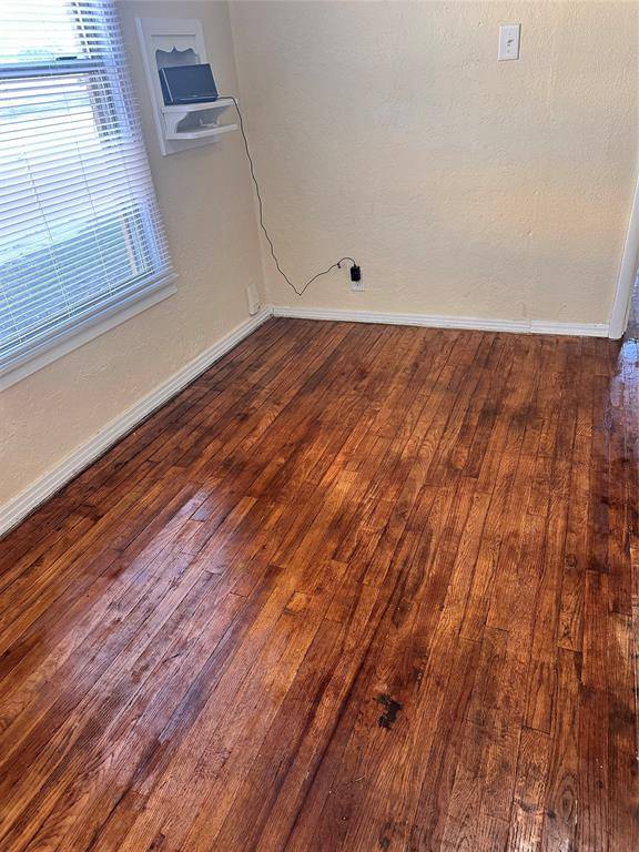 106 N Mill Street, Bowie, TX 76230
