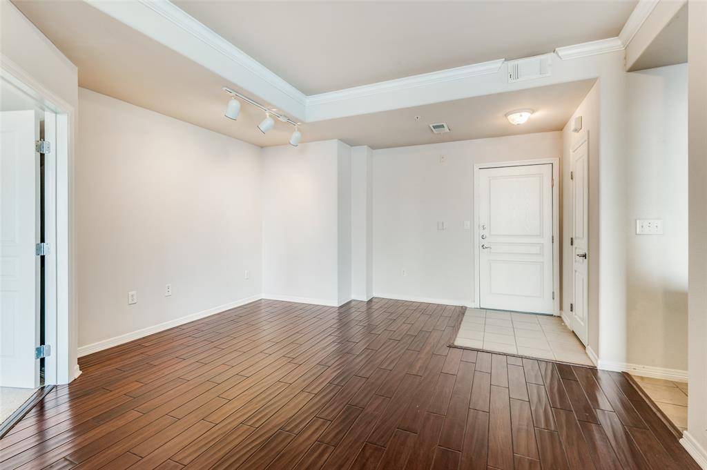 330 Las Colinas Boulevard E #924, Irving, TX 75039