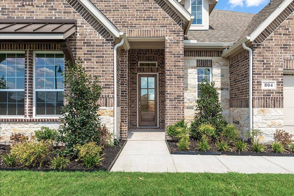 804 Scarlet Sage Drive, Waxahachie, TX 75165