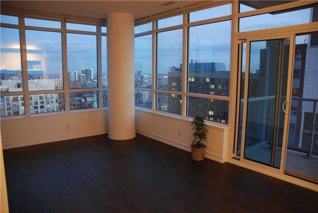 365 Church ST #2210, Toronto C08, ON M5B 1H6