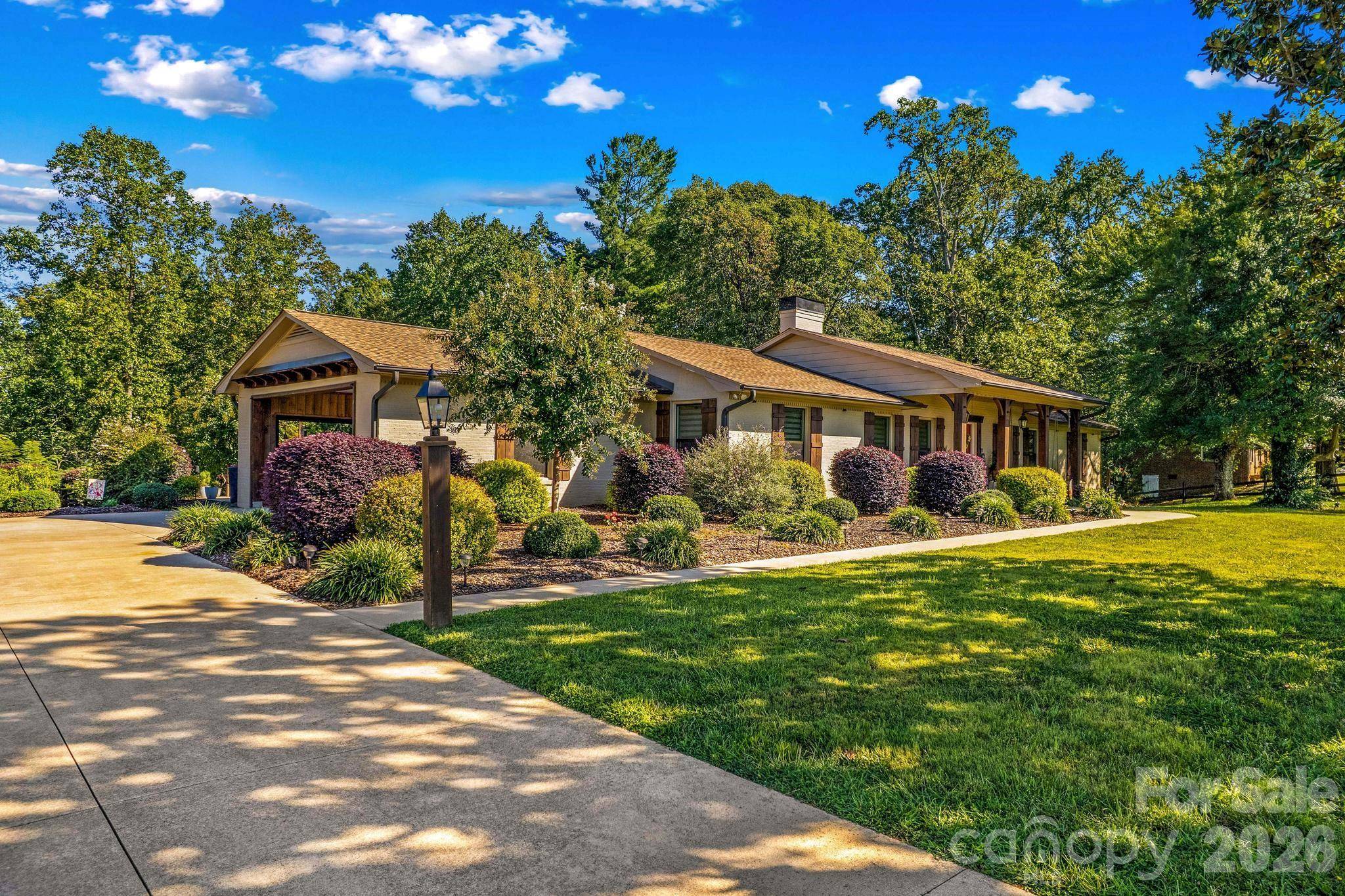 2361 Kennedy RD, Thomasville, NC 27360