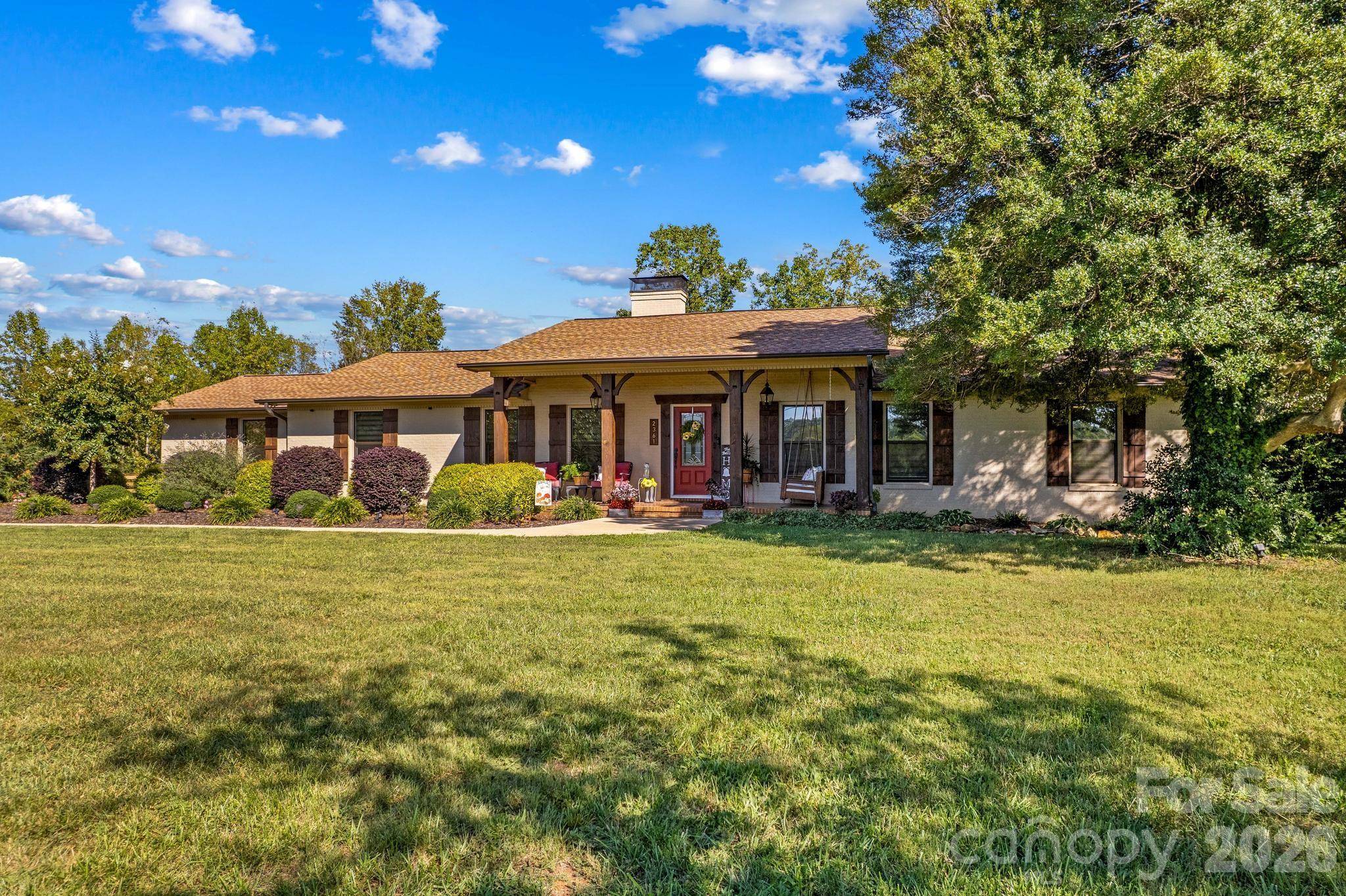 2361 Kennedy RD, Thomasville, NC 27360