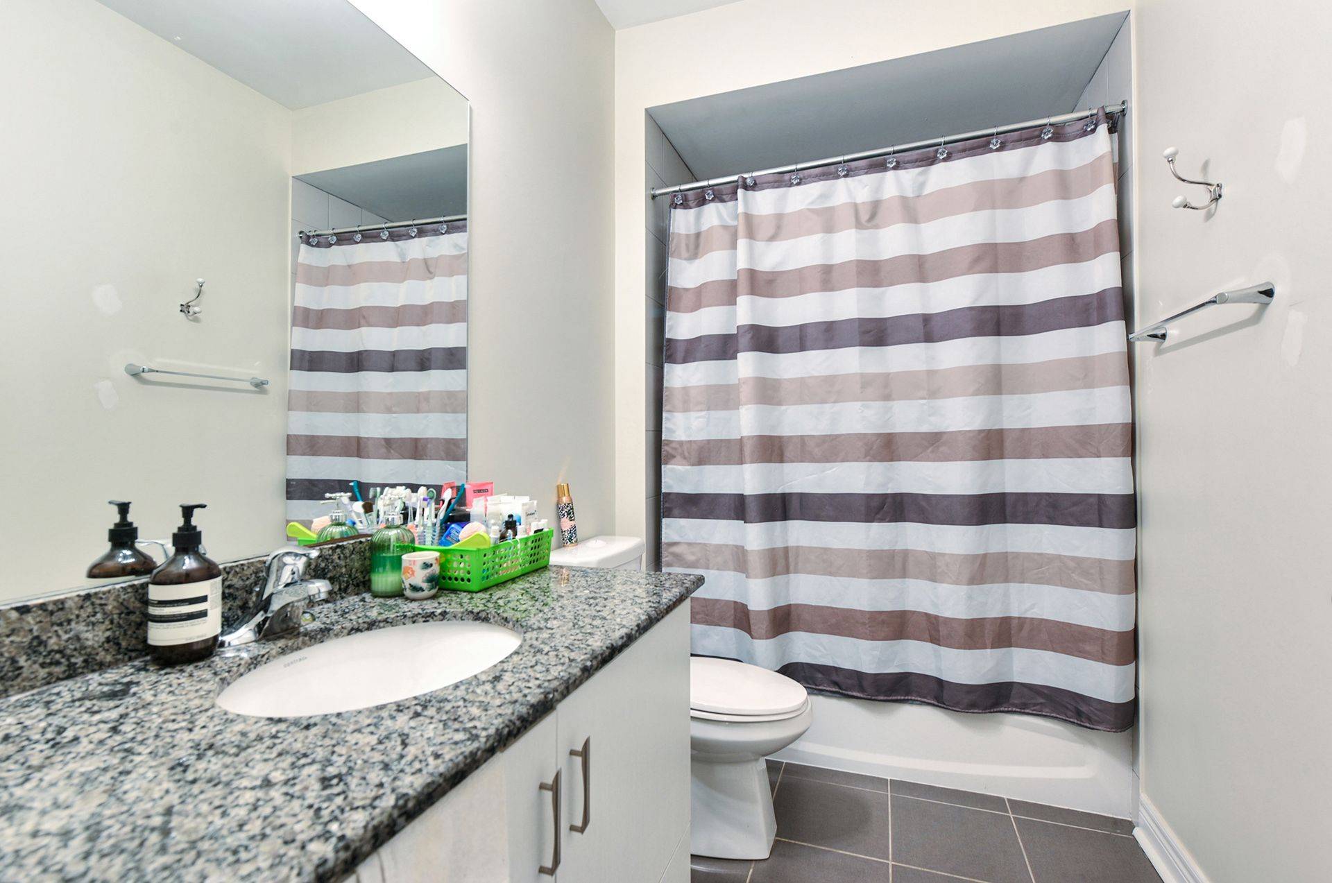 7325 Markham RD #415, Markham, ON L3S 0C9