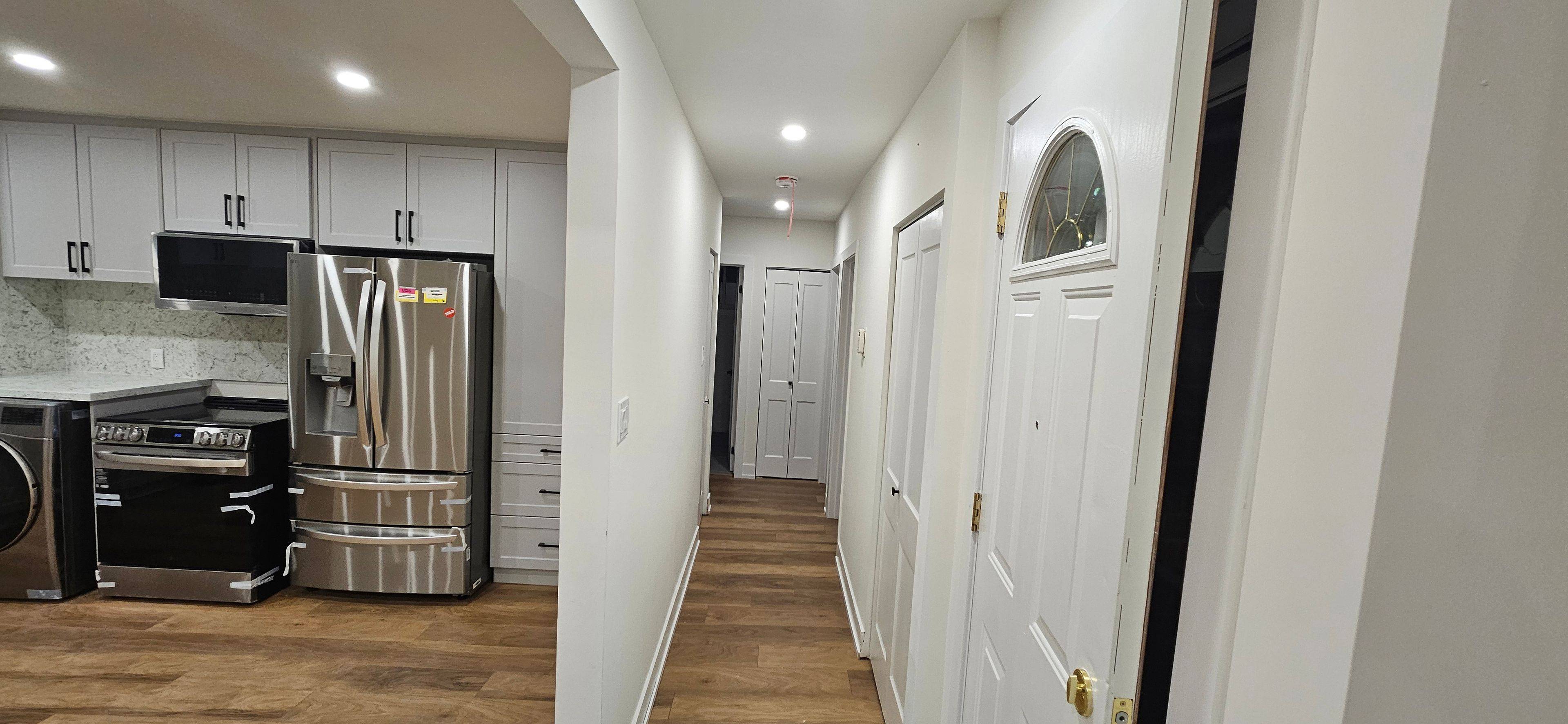 38 Jasper DR #Main Floor, Aurora, ON L4G 3B9