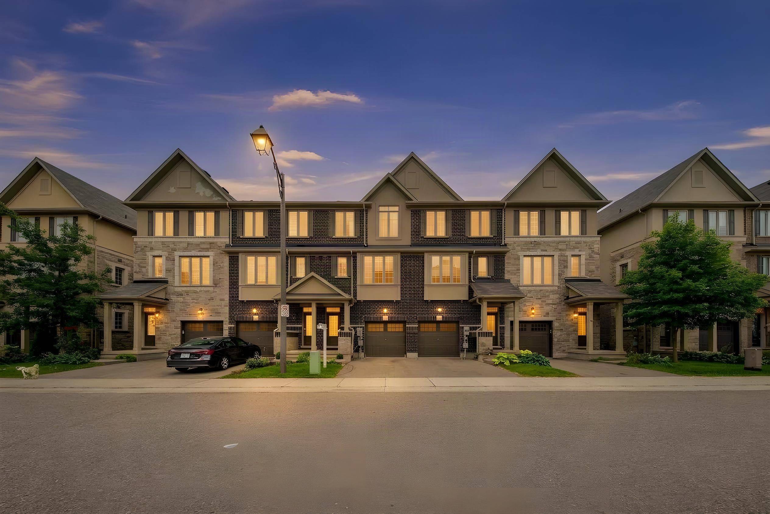 408 Belcourt Common, Oakville, ON L6H 0R2