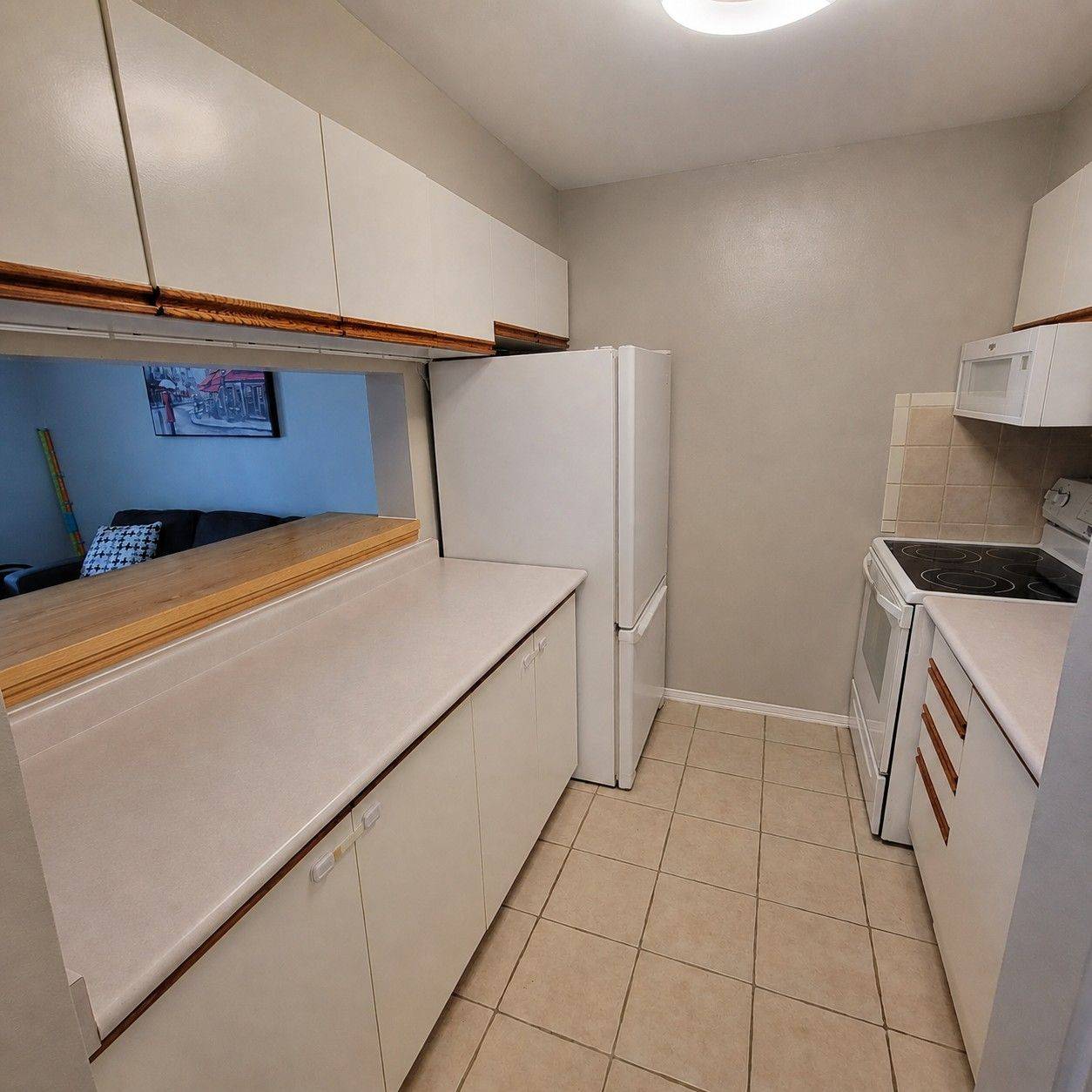 260 Brittany DR #414, Manor Park - Cardinal Glen And Area, ON K1K 4M2