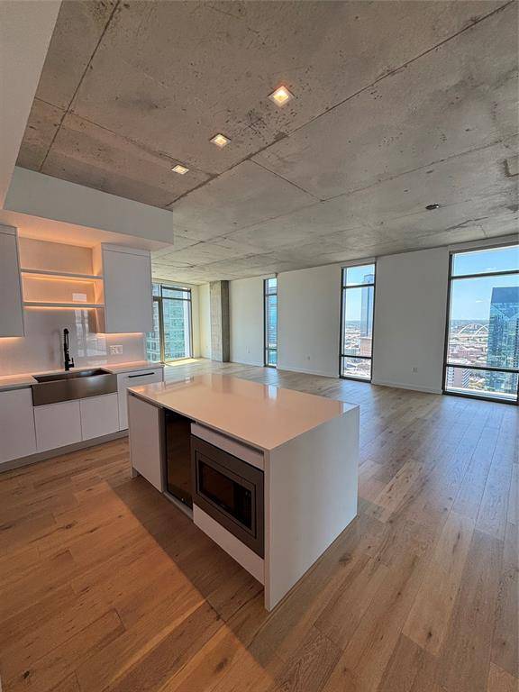 1801 N Pearl Street #3909, Dallas, TX 75201