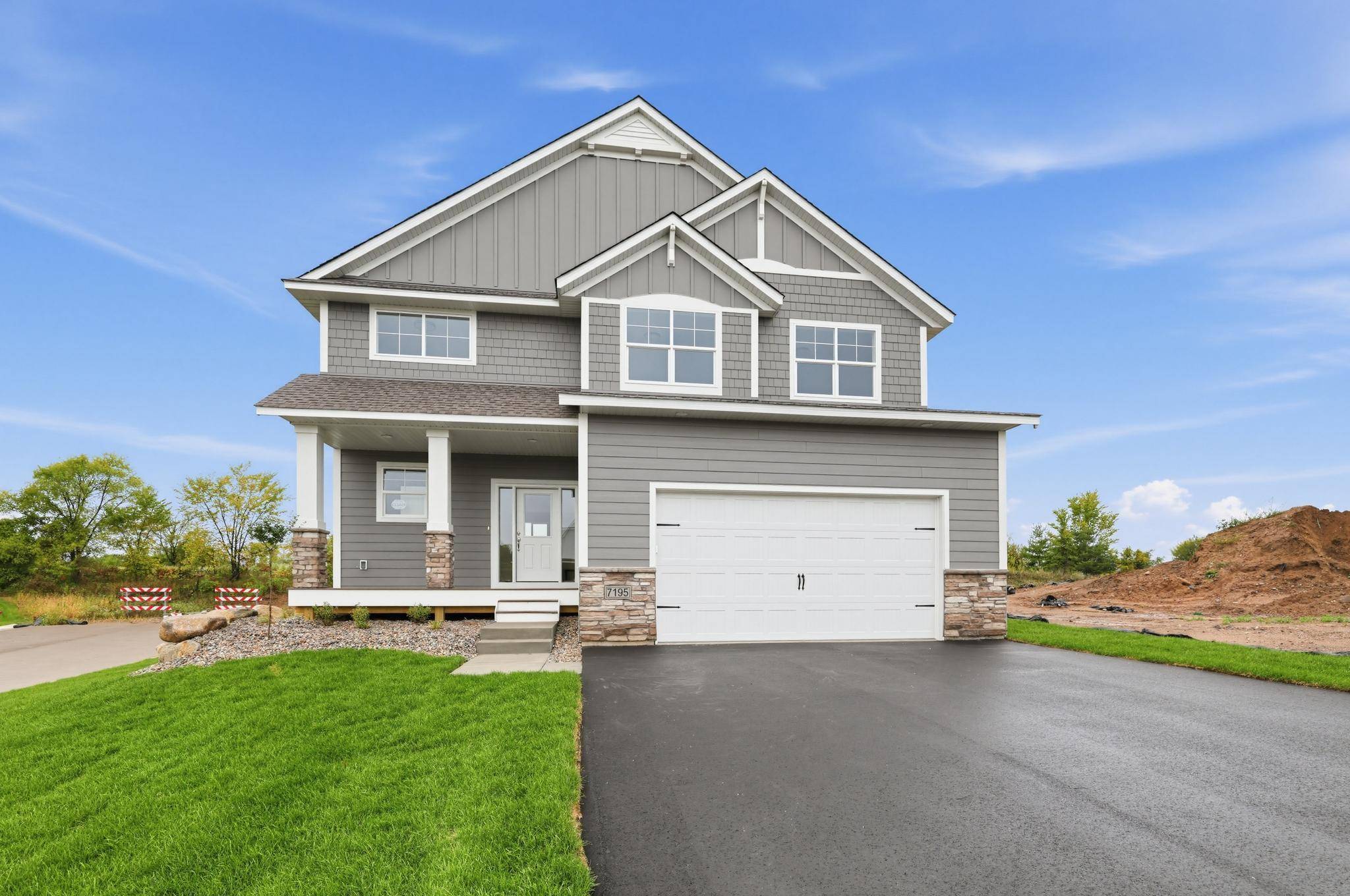 7195 Agate TRL, Inver Grove Heights, MN 55077