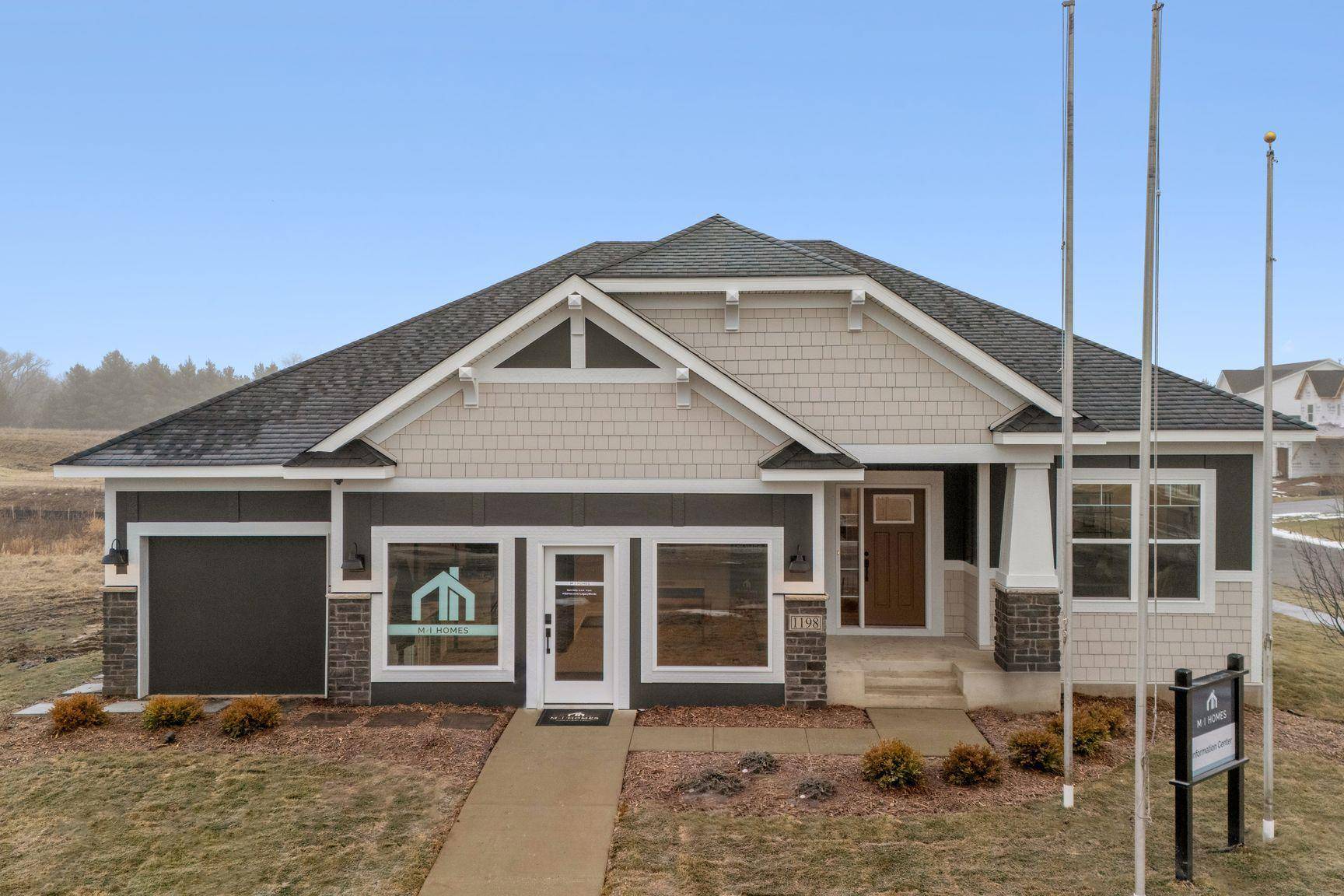 1007 Oakwood LN, Delano, MN 55328