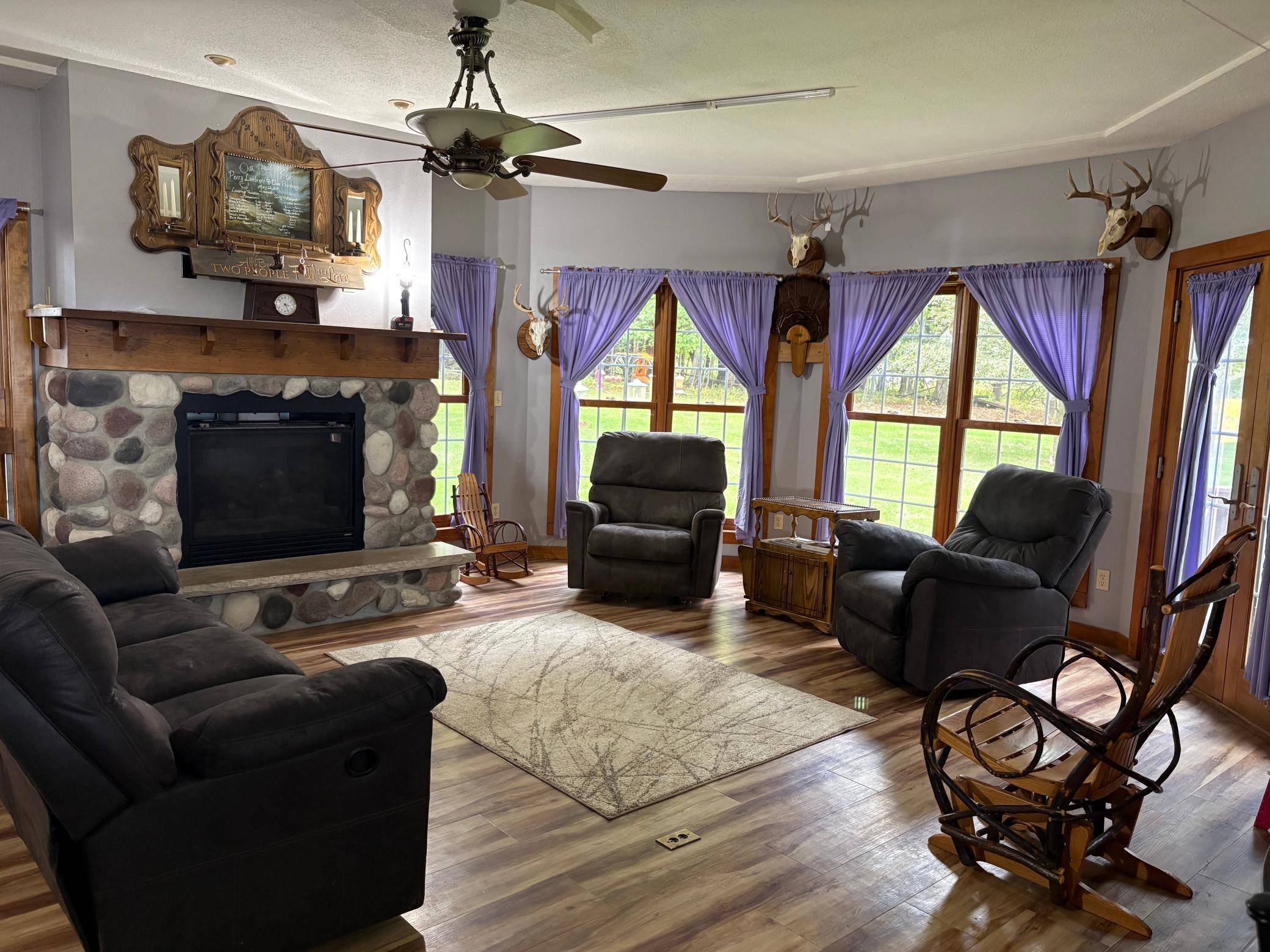 3095 CTY RD Q, Clear Lake, WI 54005