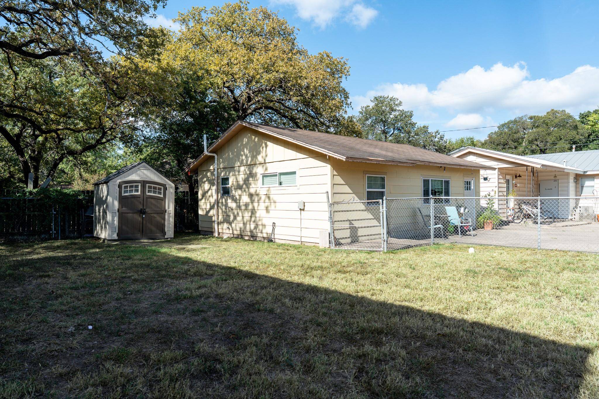 701 Vargas RD, Austin, TX 78741