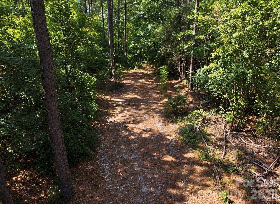 1216 Ross RD, Blackstock, SC 29014