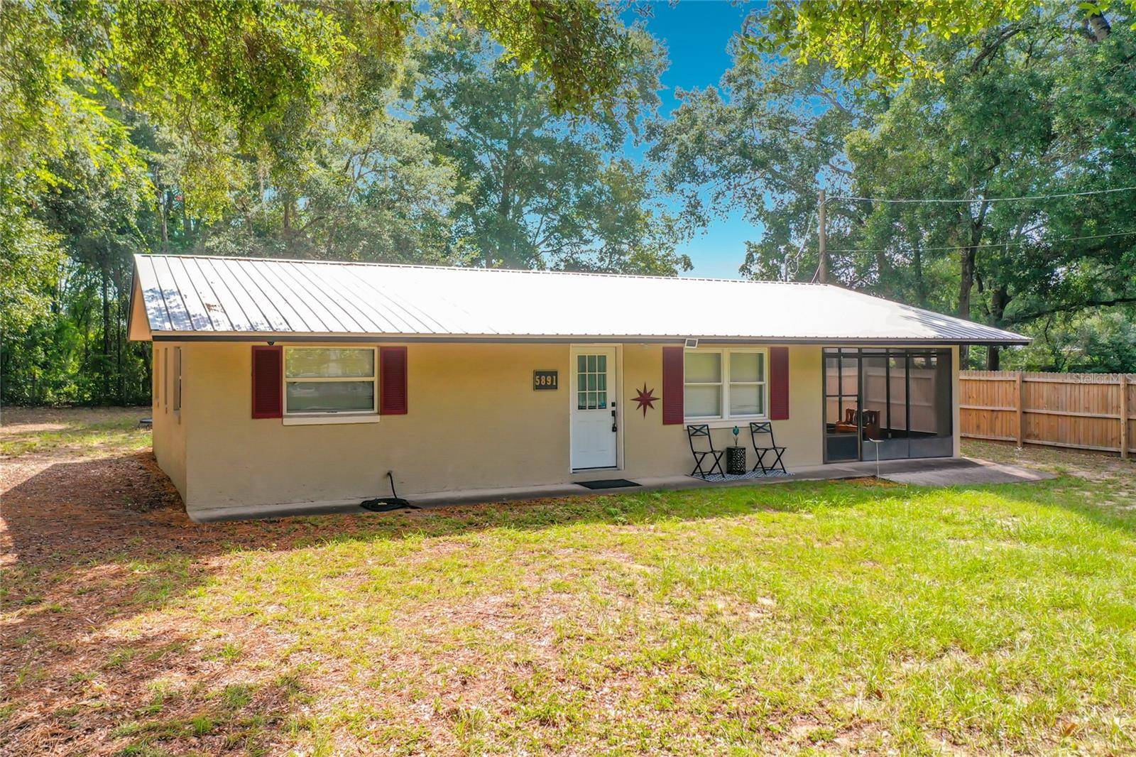 5891 SE 171ST CT, Ocklawaha, FL 32179