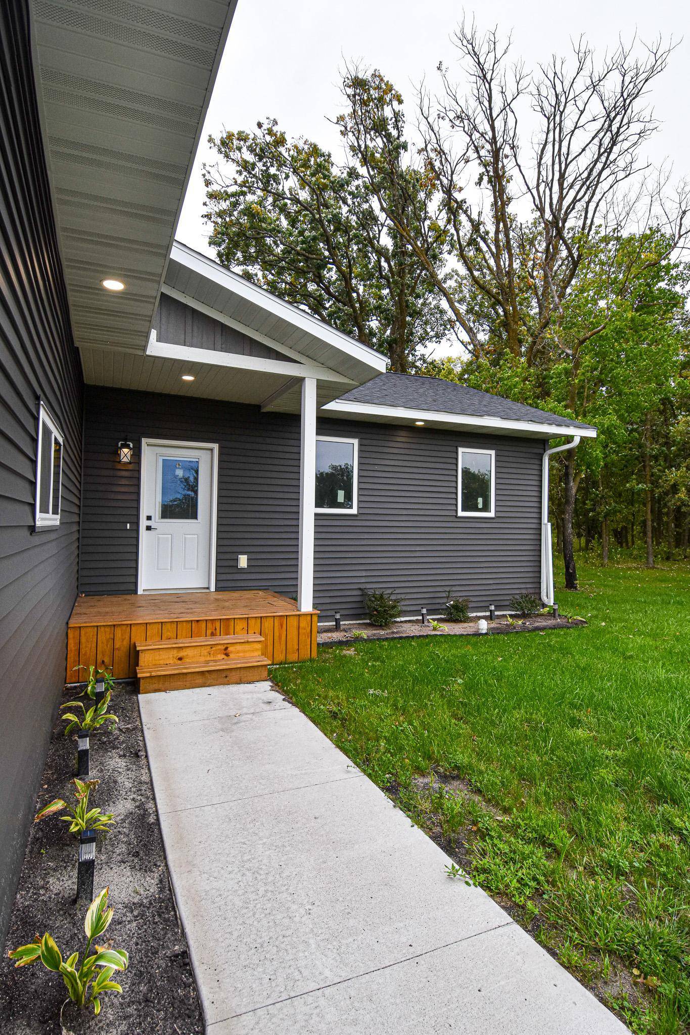 4341 State Hwy 11, Karlstad, MN 56732