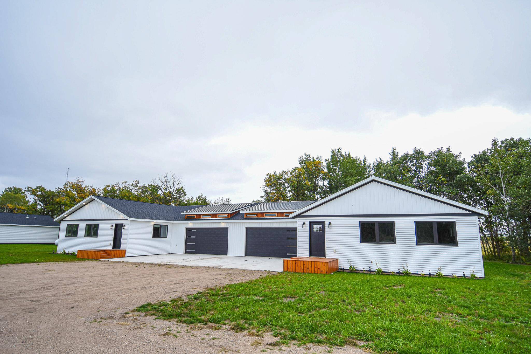 4363B State Hwy 11, Karlstad, MN 56732