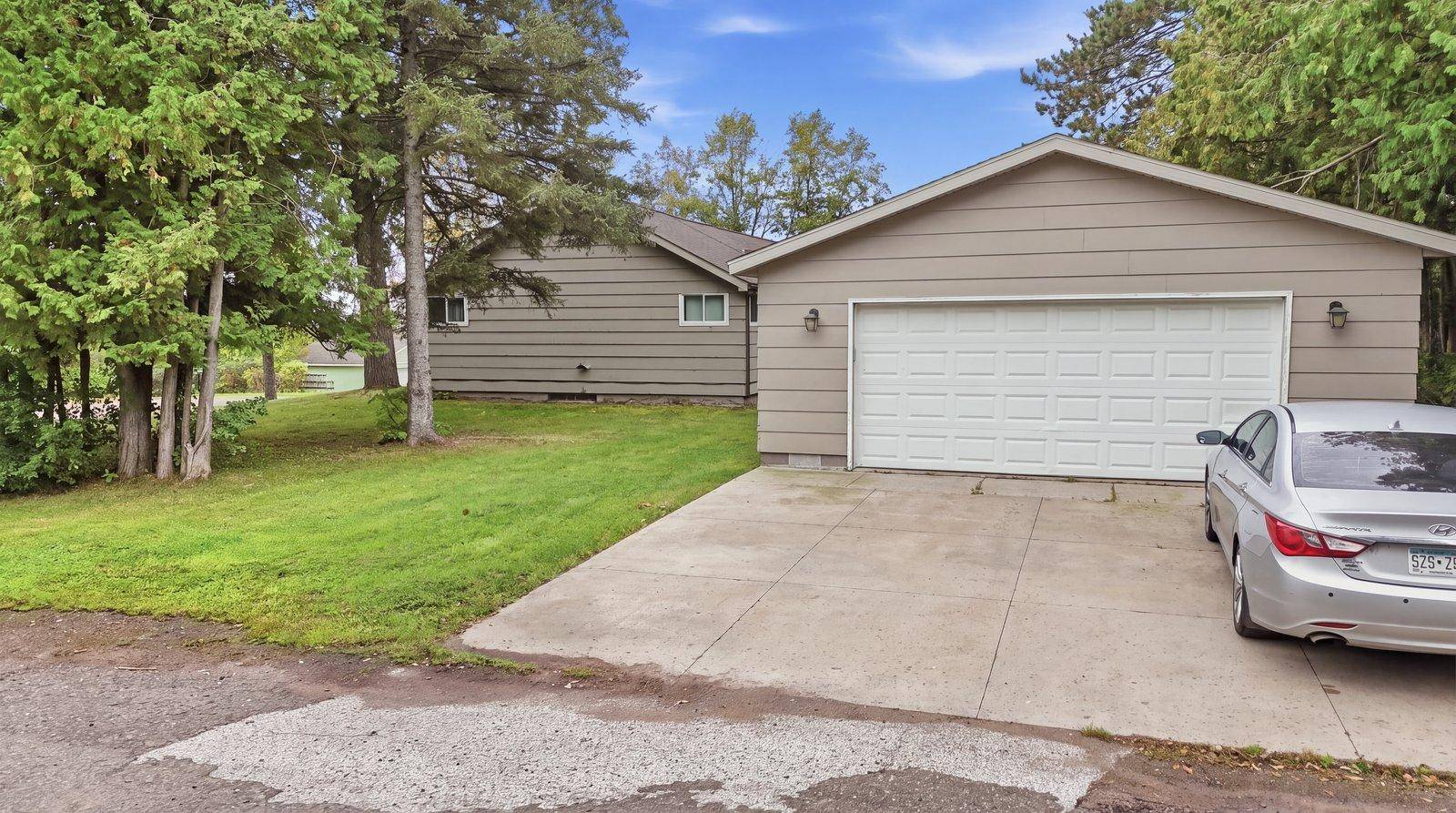 516 Grove AVE, Moose Lake, MN 55767