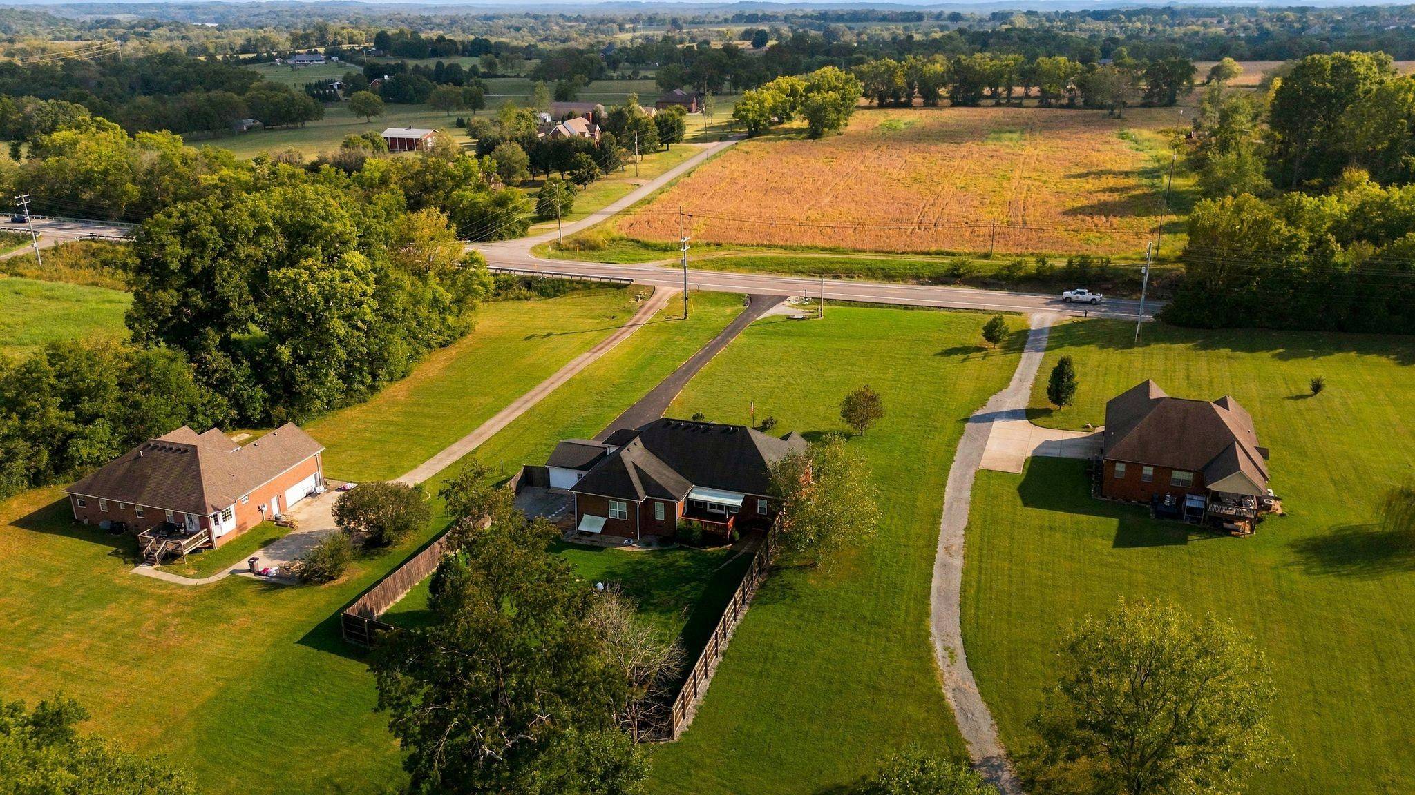 1847 Hartsville Pike, Gallatin, TN 37066