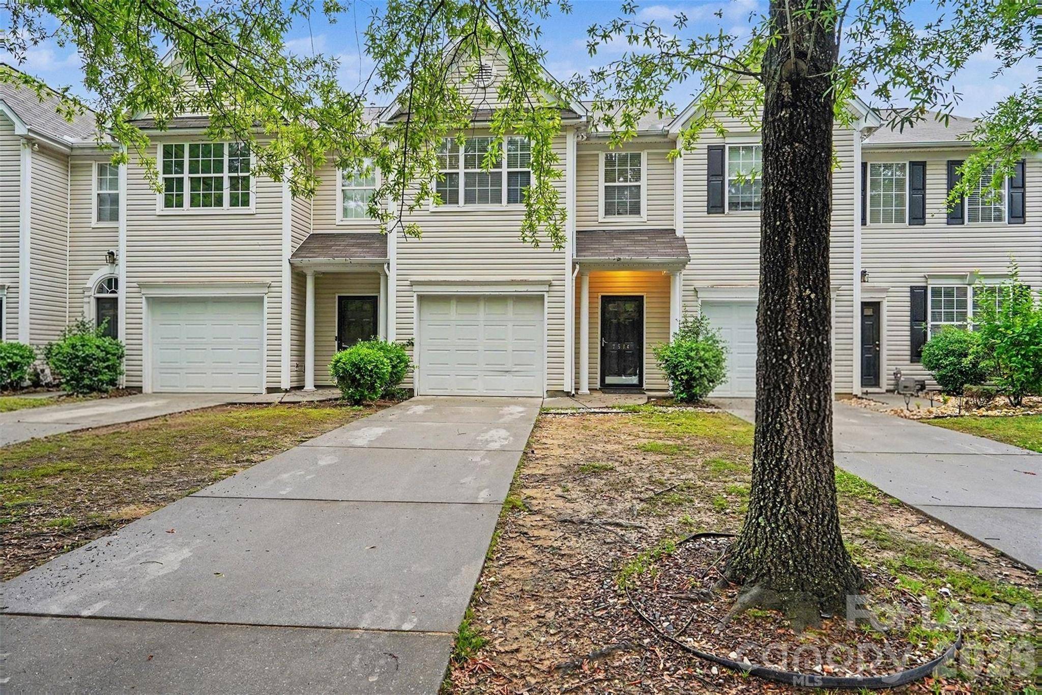 7514 Abigail Glen DR, Charlotte, NC 28212